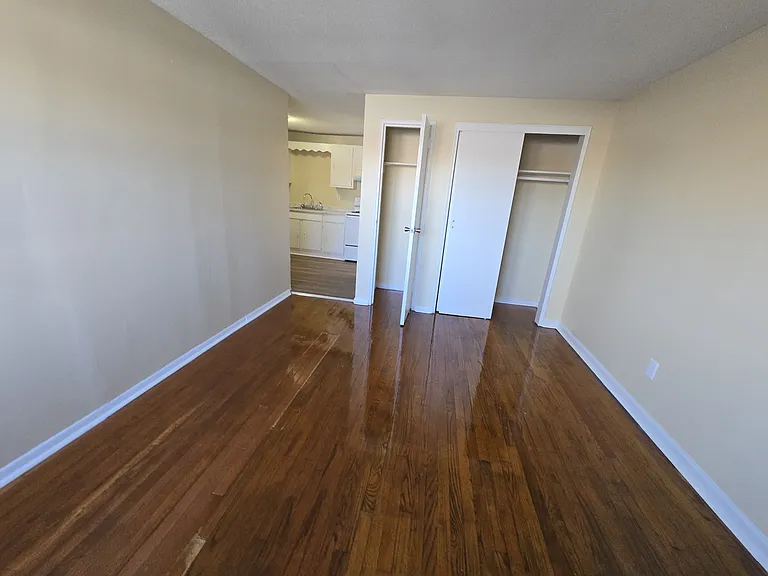 110 Maltby St #12B — Photo 8