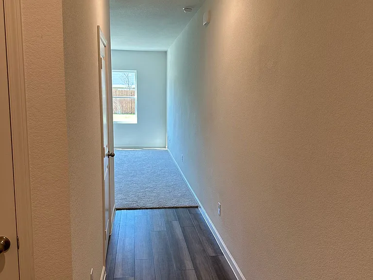 2022 Hancock Cir — Photo 6