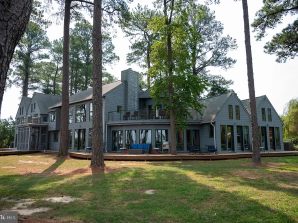 608 Hills Point Rd, Cambridge, MD 21613