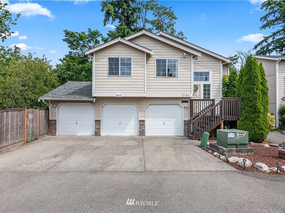 1st image of 2705 59th Ave NE