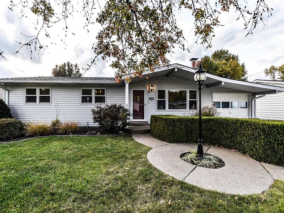 1st image of 2731 Arrow Heights Dr