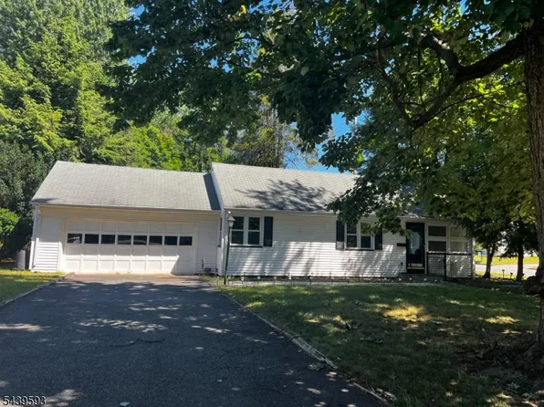 4 Beverly Rd, Glen Rock Boro, NJ 07452