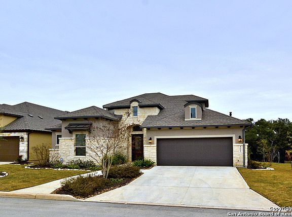 2nd image of 4666 Amorosa Way