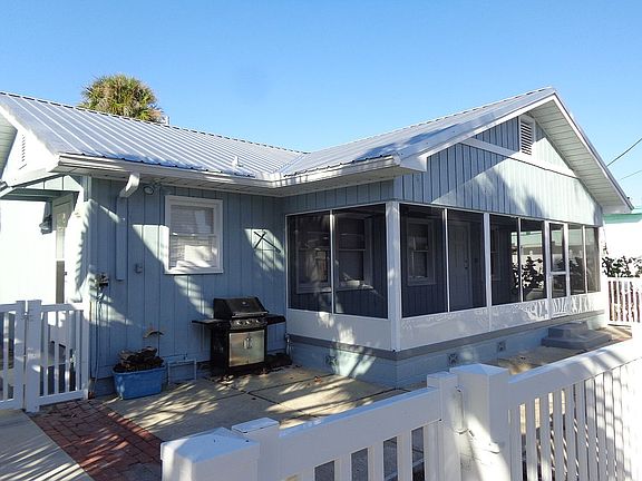 Beach House BBQ Patio