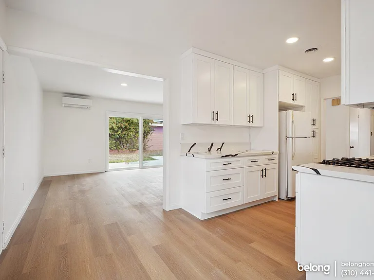 2408 Stearnlee Ave — Photo 10