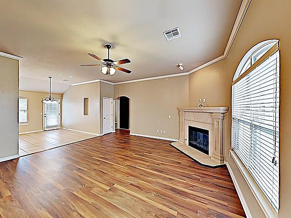 3rd image of 1021 Harvest Dr