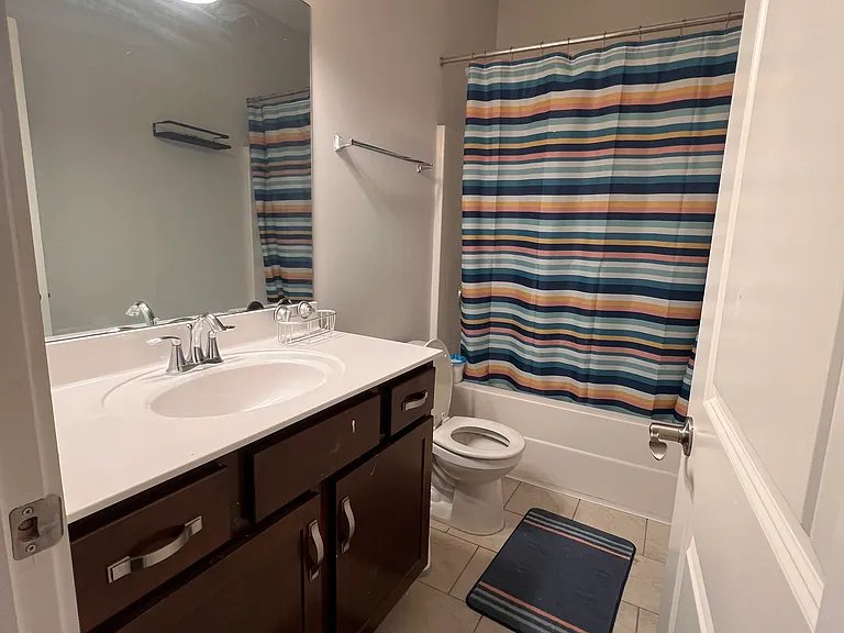 143 Snowden St E — Photo 5