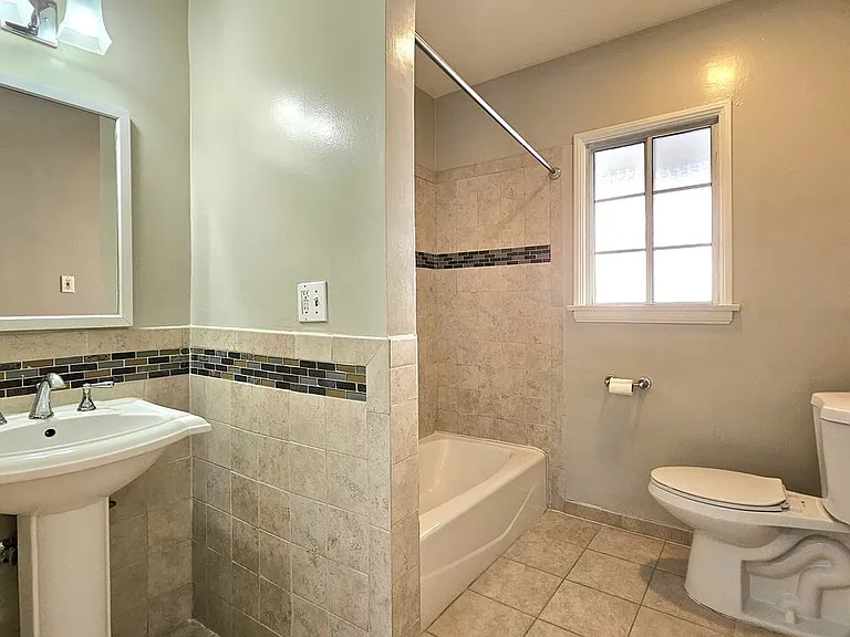 1020 S Norton Ave #1020B — Photo 14