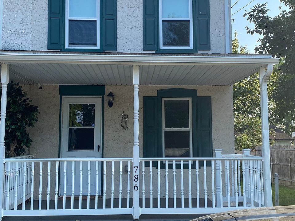 1st image of 786 Lincoln Ave