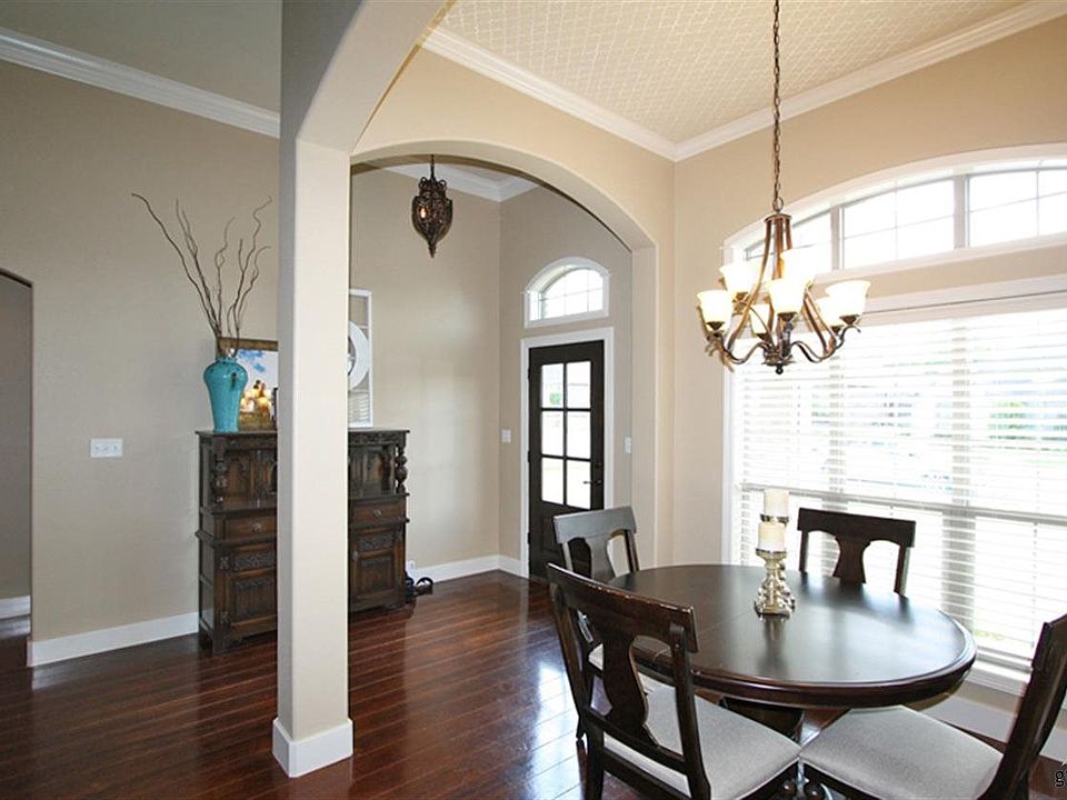 1st image of 16513 Milwood Pl