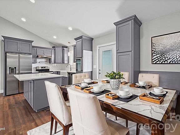 4th image of 3897 Ritchie Rd