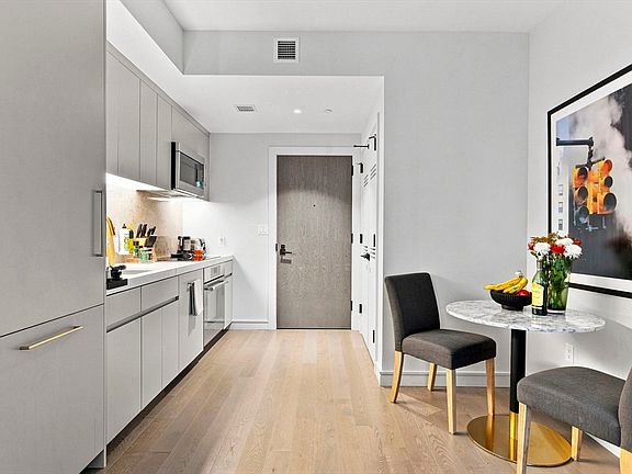 5th image of 55 Lagrange St #802