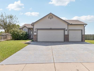 11005 E Fawn Grove St, Wichita, KS, 67207