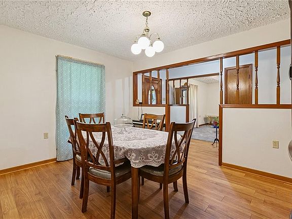 5th image of 19207 Carters Ln