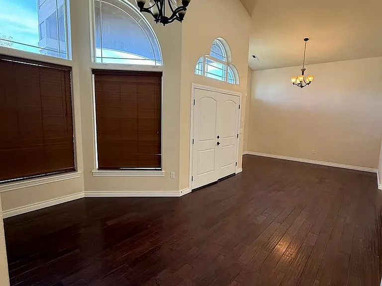 1399 Belmont Blvd — Photo 10