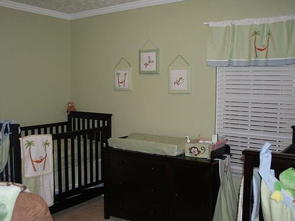 3rd image of 6124 Glen Village Dr
