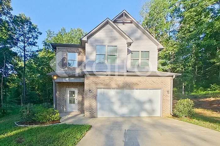 11658 Woodland Lake Rd — Photo 1