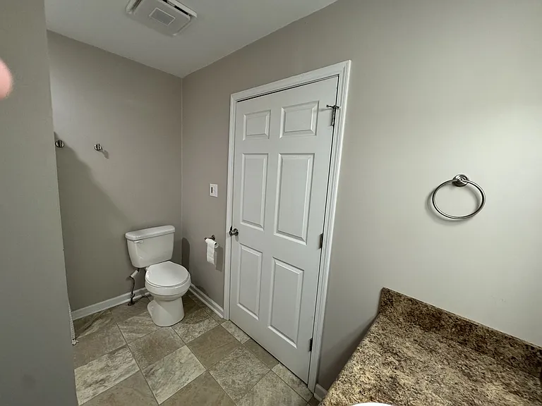 46 Housman St — Photo 23