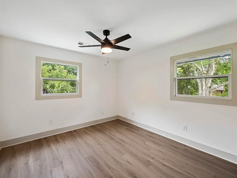 1411 Westway Dr — Photo 11