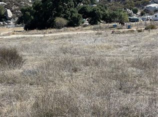 1920 Milpas Rd, Hemet, CA 92544