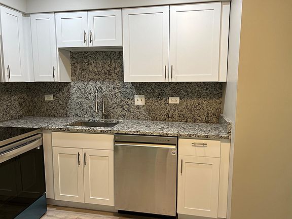 2nd image of 7510 Farmingdale Dr APT 202