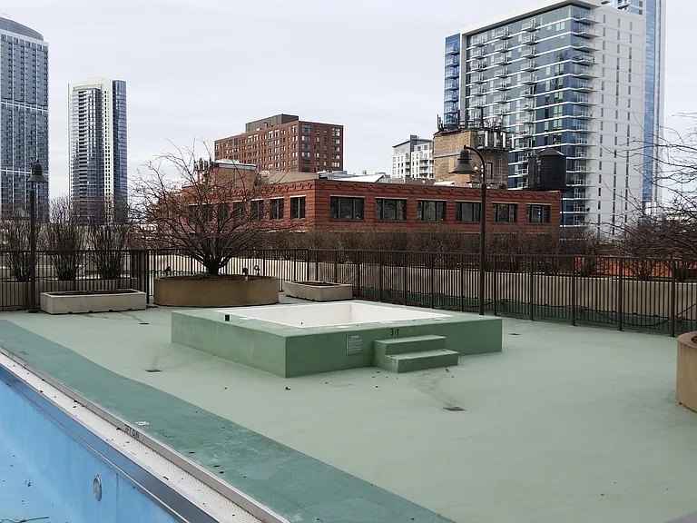 400 N La Salle Dr #2107 — Photo 25