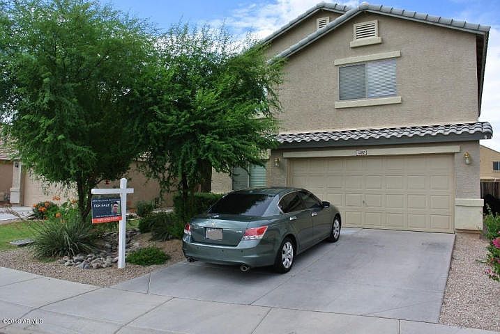 1st image of 1492 E Leslie Ave