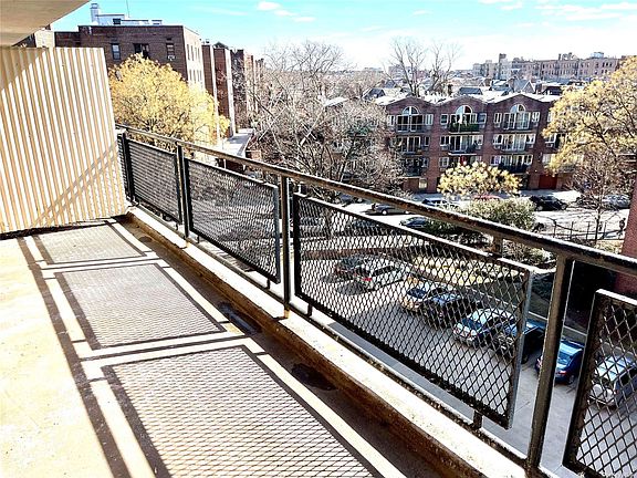 2nd image of 3511 85th St APT 6C
