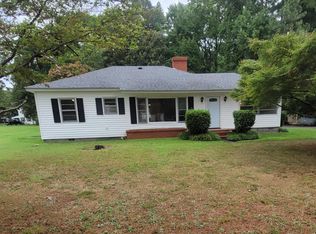 17661 General Puller Hwy, Deltaville, VA 23043