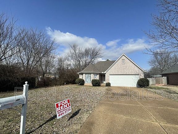 2nd image of 200 Garden View Dr