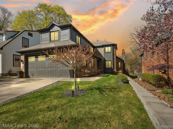 636 Morley Ct, Dearborn, MI 48124