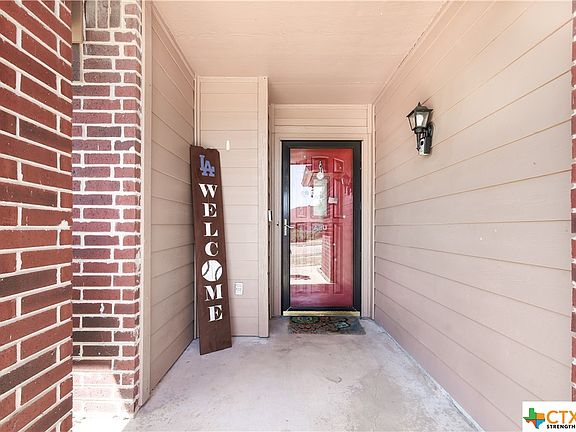 5th image of 3501 Warfield Dr