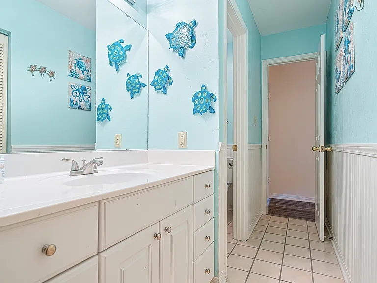 Gulf Terrace Dr — Photo 16