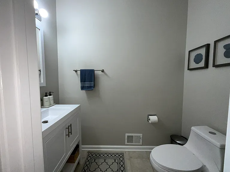 2069 Inverness Dr — Photo 10