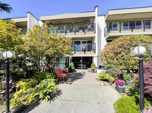 1351 Martin St #205, White Rock, BC V4B 3W6
