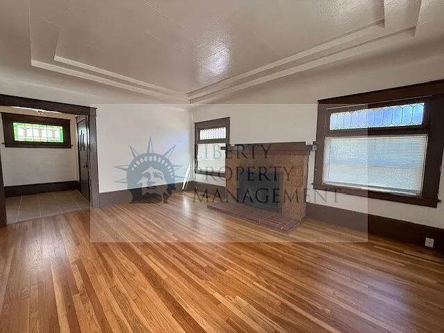 115 W Maple St — Photo 11