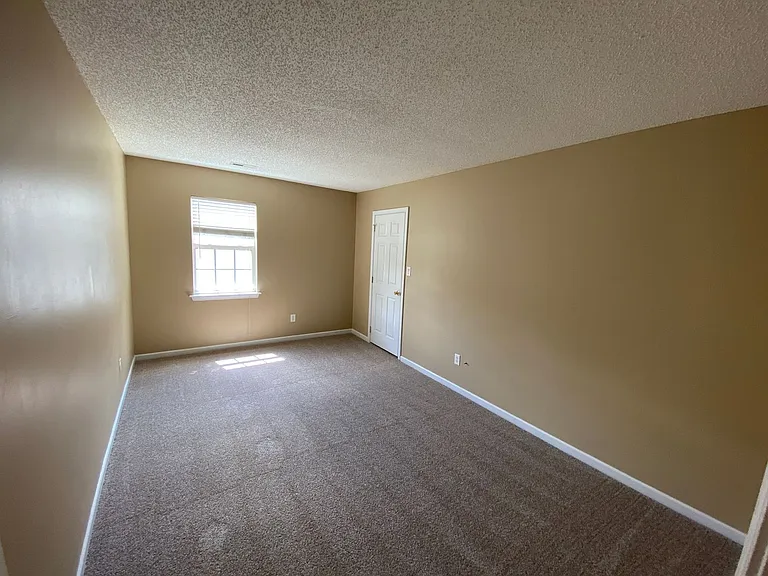 5422 Waverly Lynn Ln — Photo 22