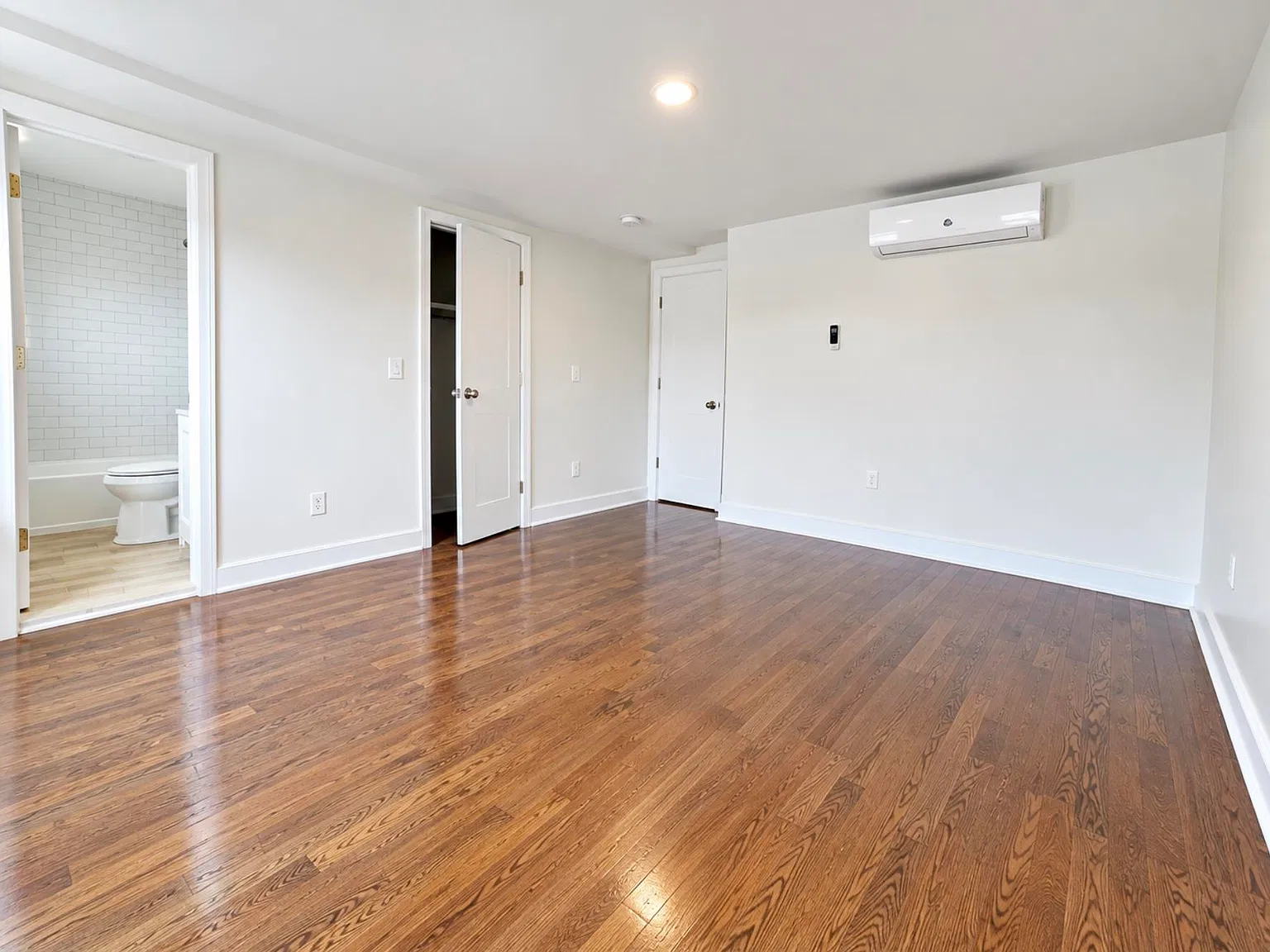 2 bed, 2.0 bath, $2,100 — Photo 3