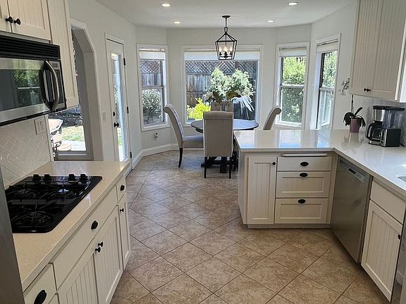 5th image of 6144 Amie Dr