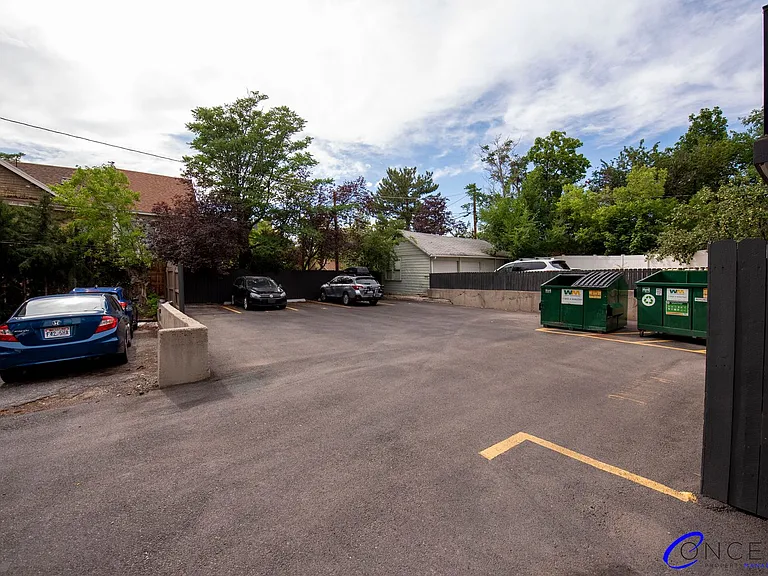 Avenue View Apartments — Photo 65