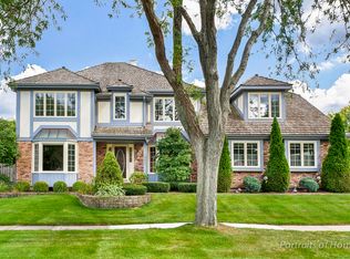 2063 Somerset Ln, Wheaton, IL