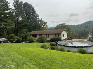 78 Meyers Ln, Pineville, KY 40977