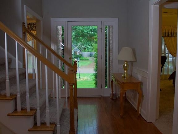5th image of 1501 Cedar Mills Dr