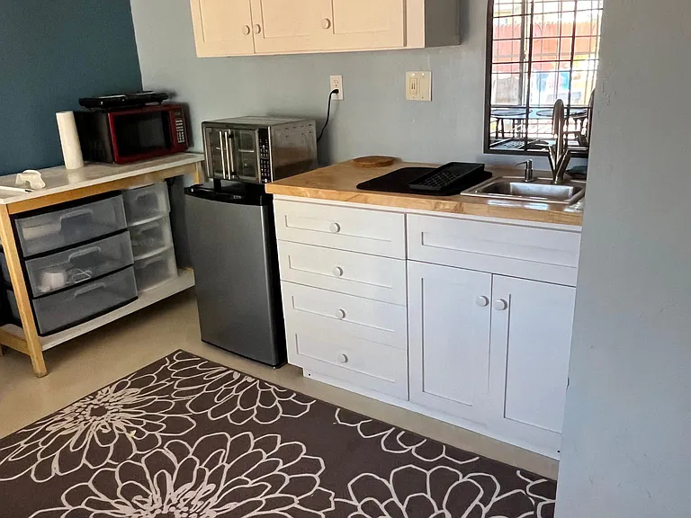2817 E Lester St #1 — Photo 4