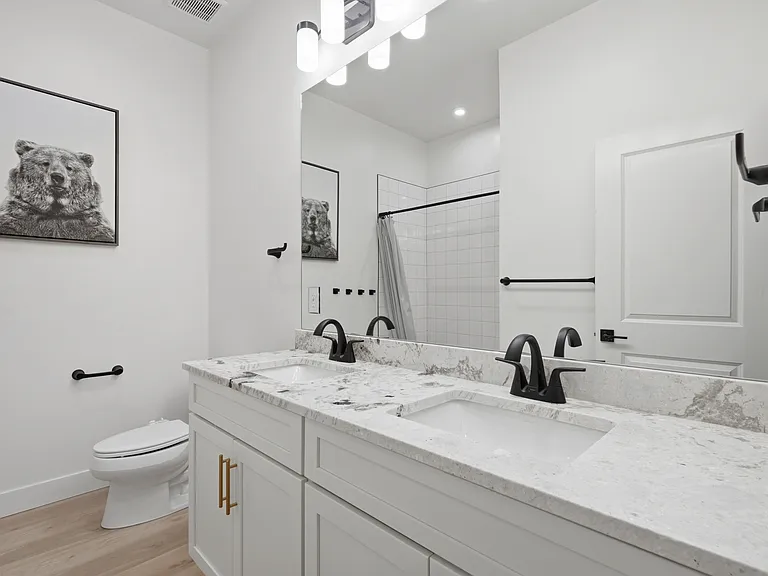 2144 N Coyote Bend Way — Photo 16