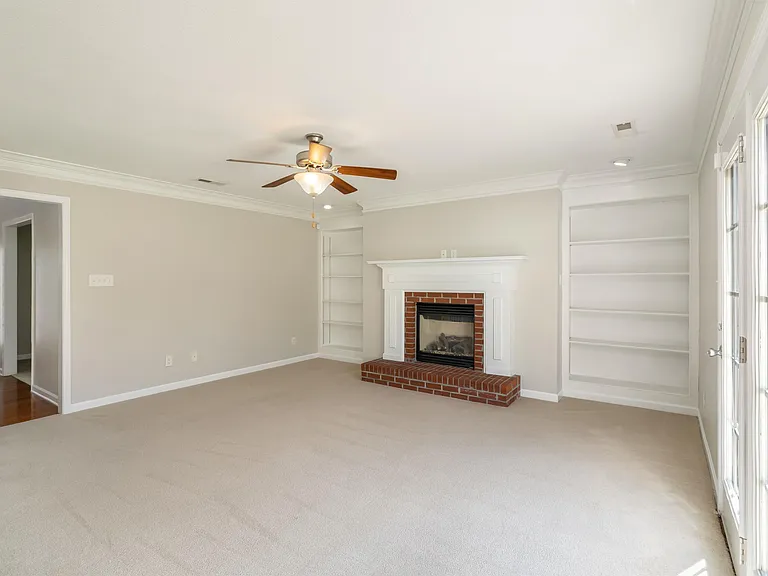 1418 Caribou Ln — Photo 15