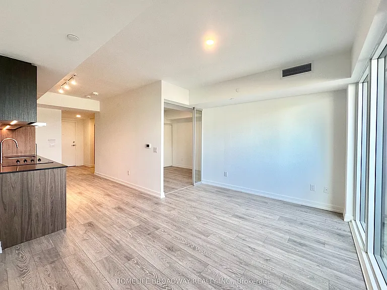 1100 Sheppard Ave W #935 — Photo 12