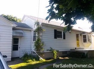 513 W Benjamin St, Linwood, MI 48634