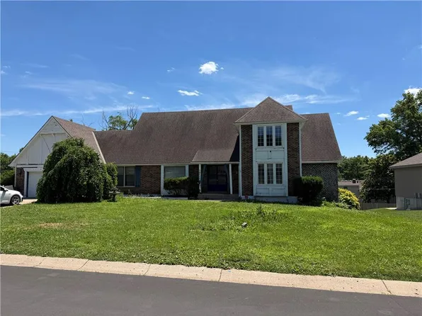15111 E 44th St S, Independence, MO 64055