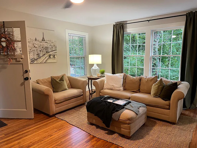 Palisades Dr — Photo 9